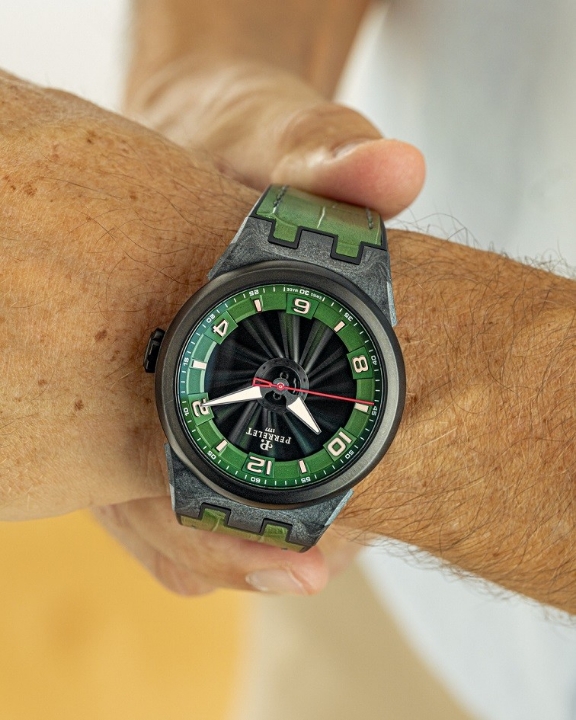 Obrazek Perrelet Turbine Carbon Forest Green