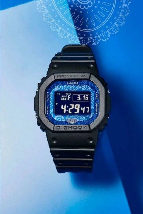 Obrazek Casio G-Shock Bluetooth Paisley Blue Series