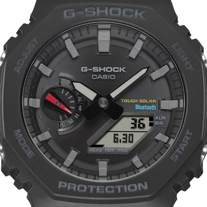 Casio G-Shock Carbon Core Guard Tough Solar Bluetooth