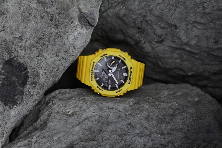 Casio G-Shock Carbon Core Guard Tough Solar Bluetooth