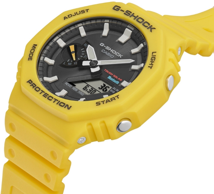 Casio G-Shock Carbon Core Guard Tough Solar Bluetooth