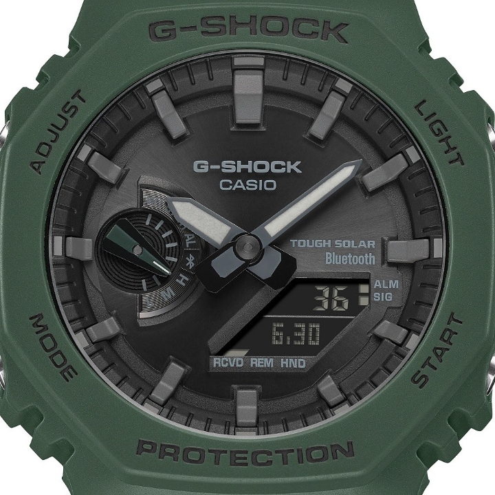 Casio G-Shock Carbon Core Guard Tough Solar Bluetooth