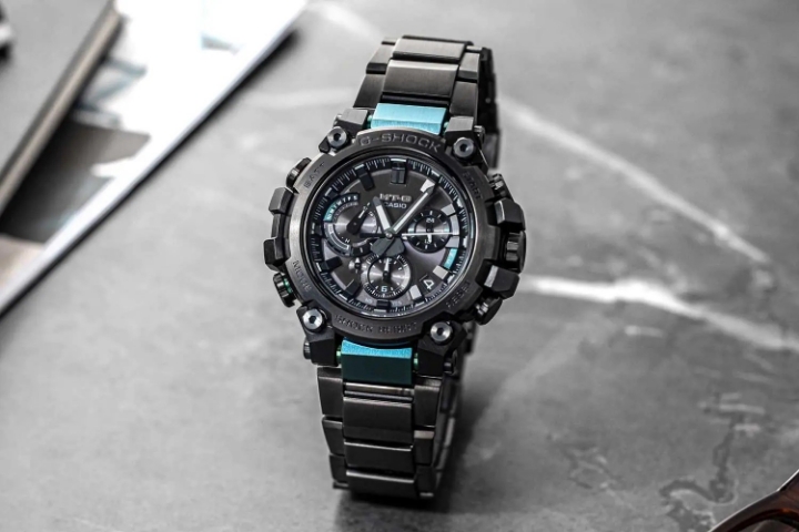 Obrazek Casio G-Shock MT-G Carbon Core Guard