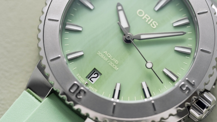 Oris Aquis Date