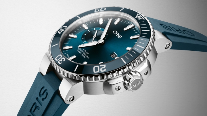 Oris Aquis Small Second, Date