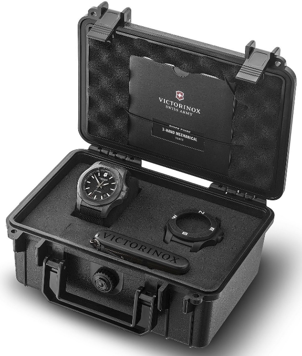 Victorinox I.N.O.X. Carbon Mechanical