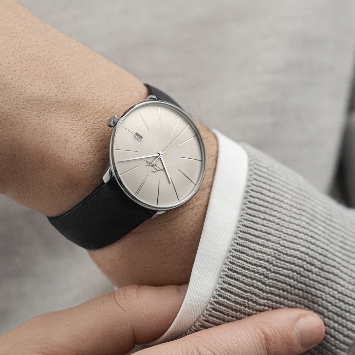 Junghans Meister fein Automatic Signatur