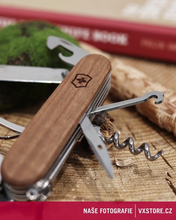 Scyzoryk Victorinox Huntsman Wood, 91mm, orzech