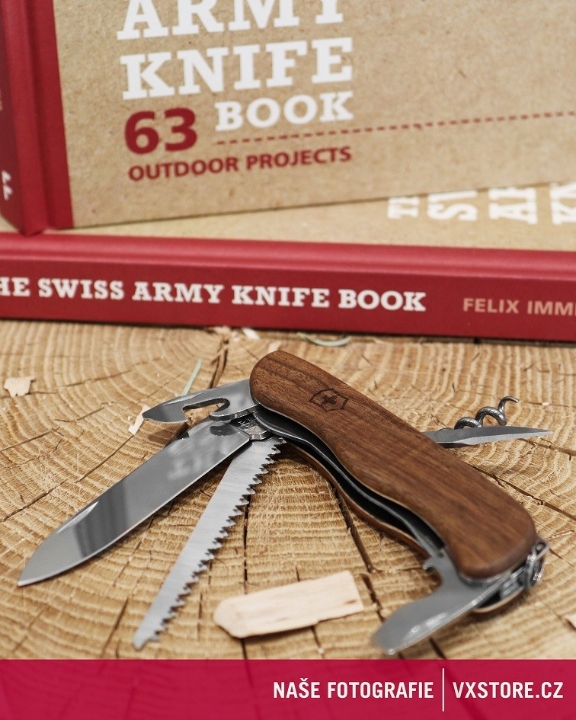 Scyzoryk Victorinox Forester Wood, 111mm, orzech