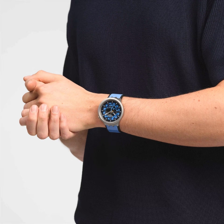 Swatch Blue Daze