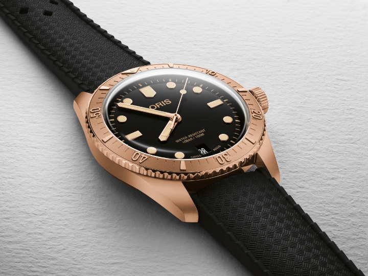 Obrazek Oris Divers Sixty-Five Cotton Candy Sepia