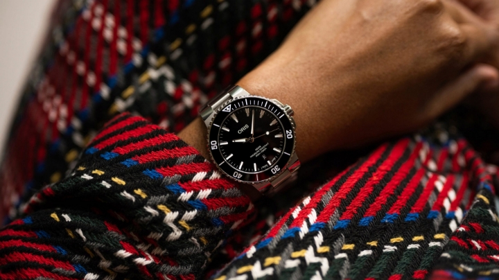 Oris Aquis Date