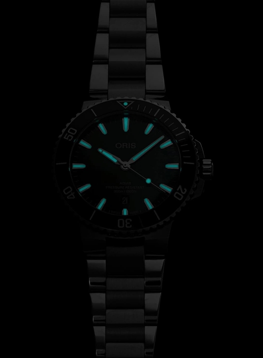 Oris Aquis Date