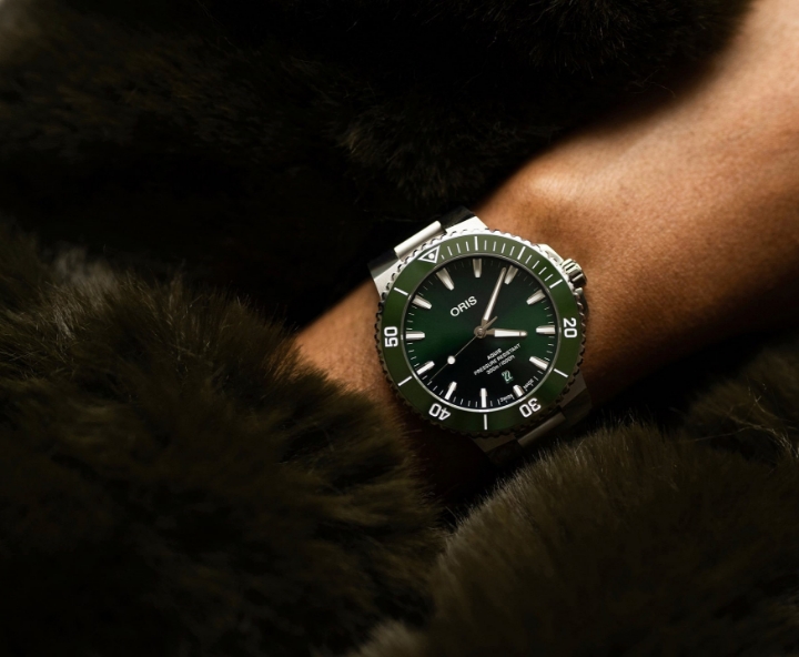 Oris Aquis Date