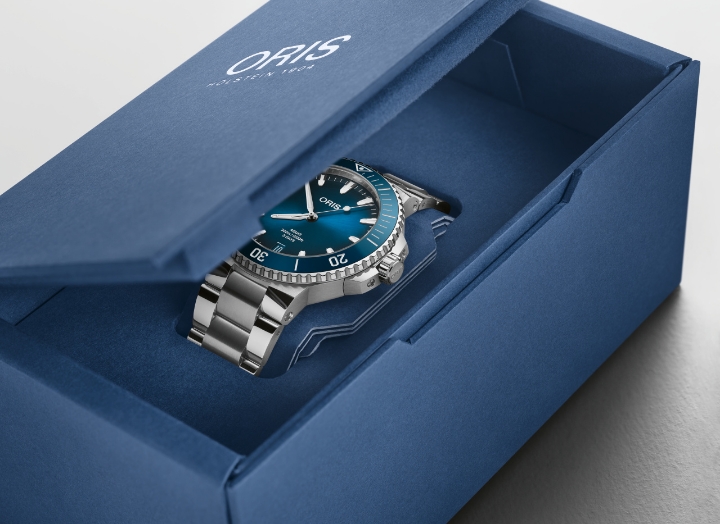 Oris Aquis Date