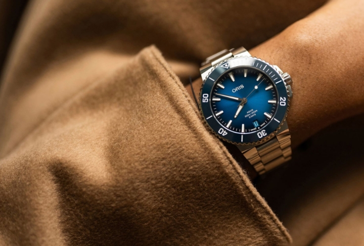 Oris Aquis Date