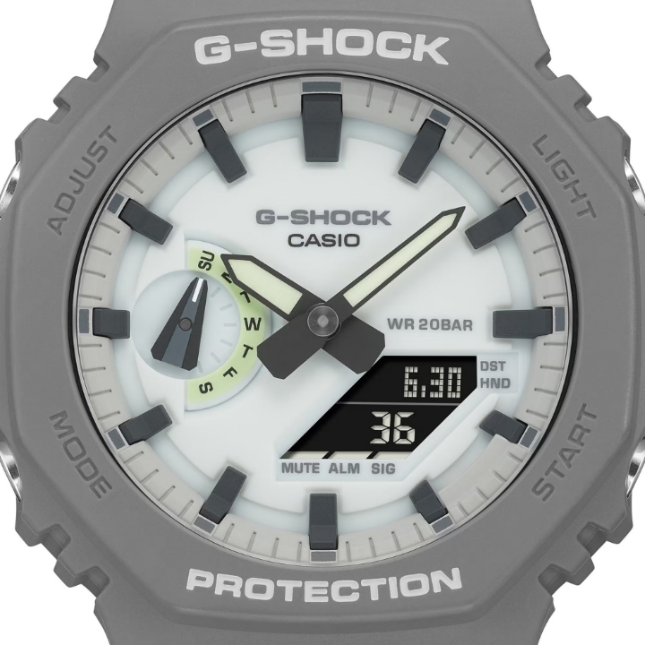 Obrazek Casio G-Shock Carbon Core Guard Hidden Glow Series