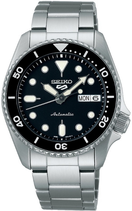 Seiko 5 Sports SKX Sports Style