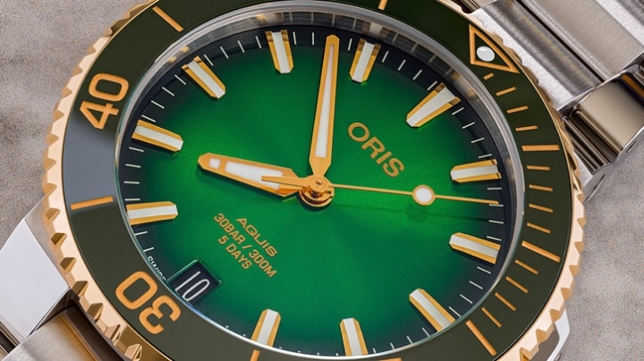 Obrazek Oris Aquis Date Calibre 400