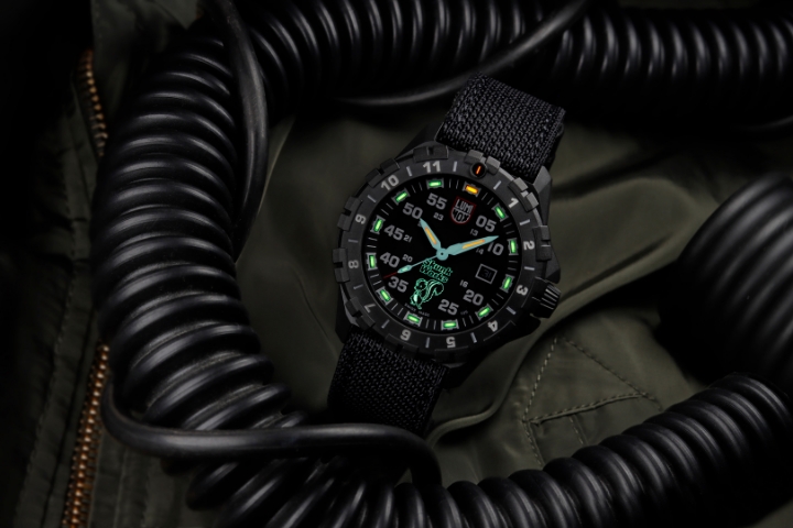 Obrazek Luminox F-117 x Skunk Works Heritage 6440 Series