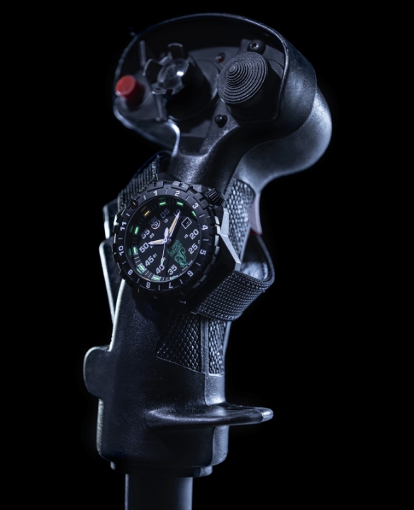 Obrazek Luminox F-117 x Skunk Works Heritage 6440 Series