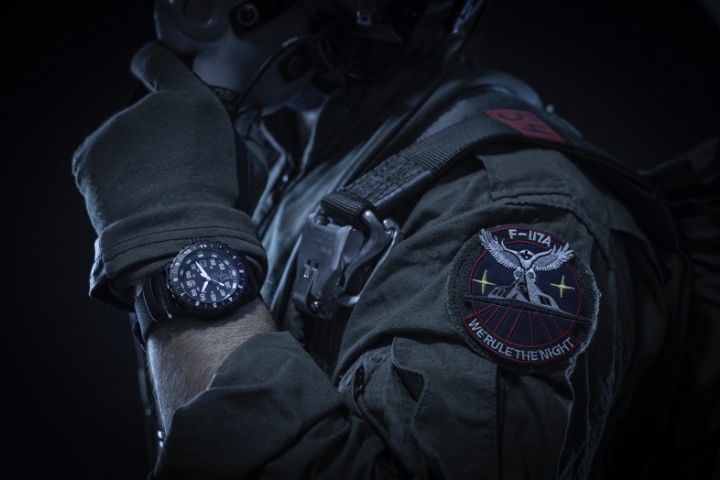 Obrazek Luminox F-117 x Skunk Works Heritage 6440 Series