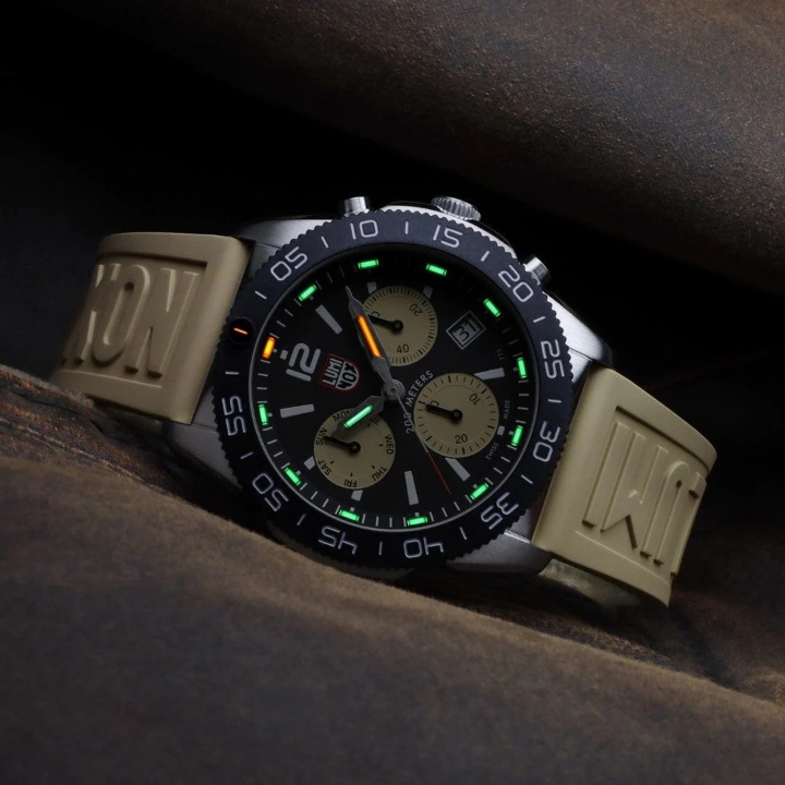 Obrazek Luminox Pacific Diver Chronograph 3140 Series