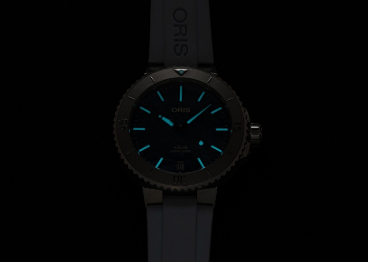 Oris Aquis Date