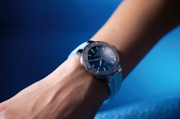 Oris Aquis Date