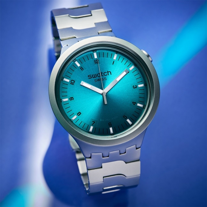 Swatch Aqua Shimmer