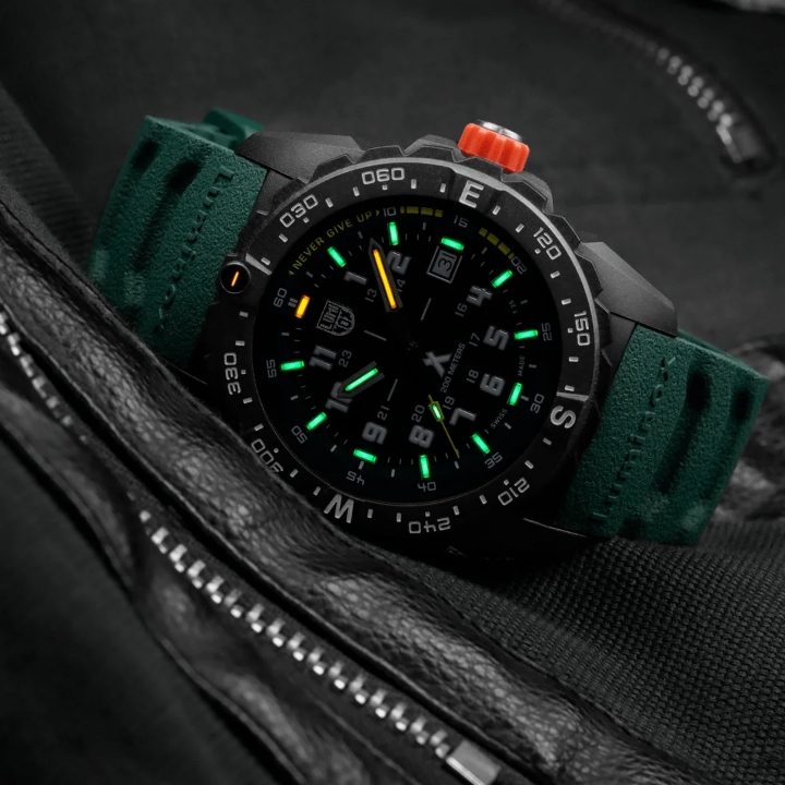 Luminox Bear Grylls Survival Mountain 3730 Series