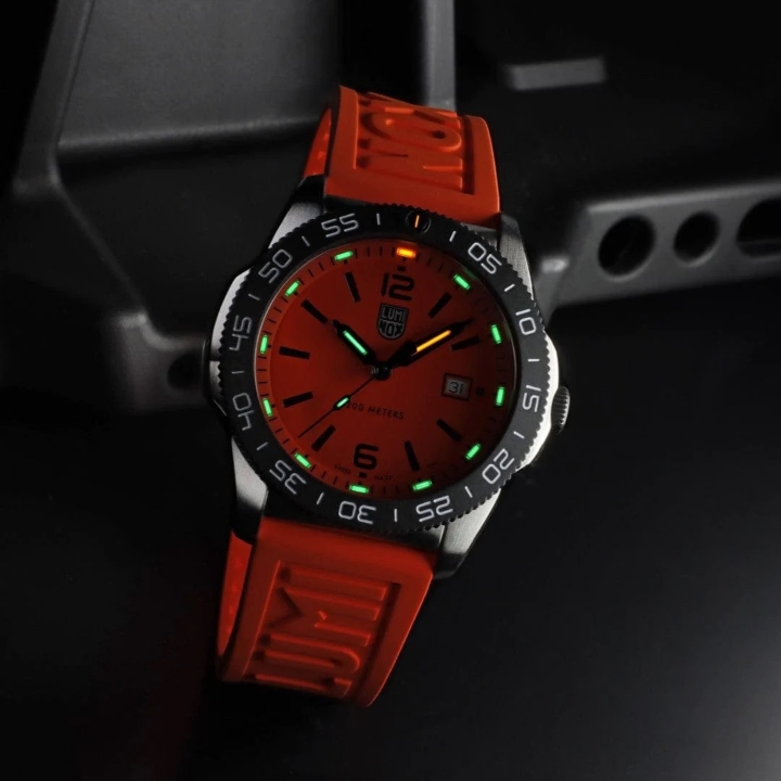 Luminox Pacific Diver 3120 Series