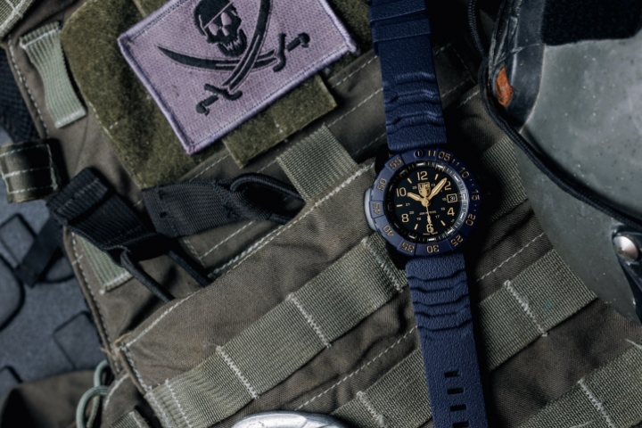 Luminox Navy SEAL Foundation 3250 Series Back to the Blue