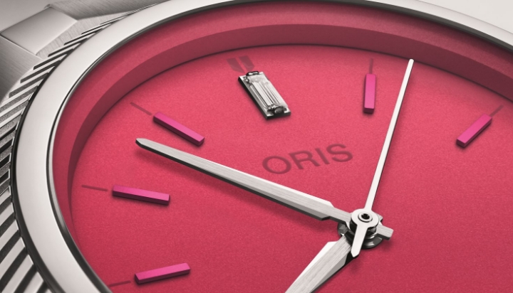 Oris ProPilot X Miss Piggy Edition